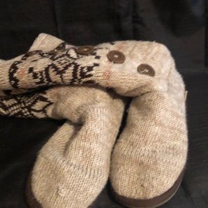 Muk Luk Sweater boots